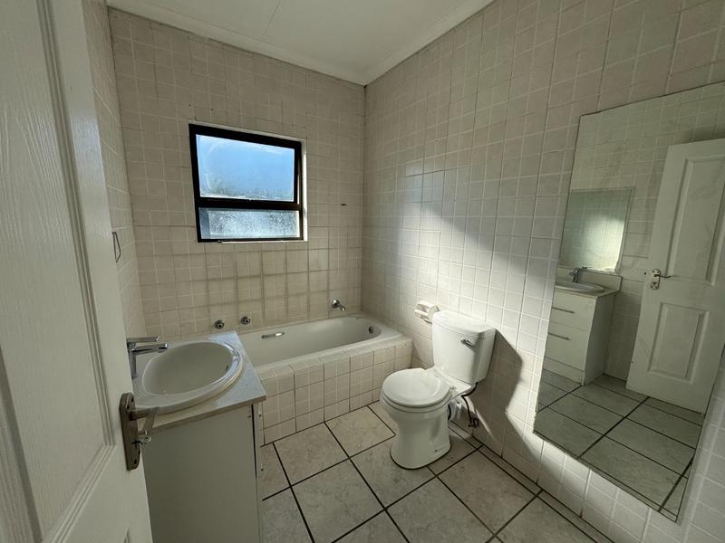 To Let 2 Bedroom Property for Rent in Sunninghill Gauteng