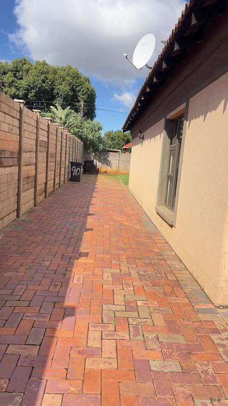 4 Bedroom Property for Sale in The Orchards Gauteng