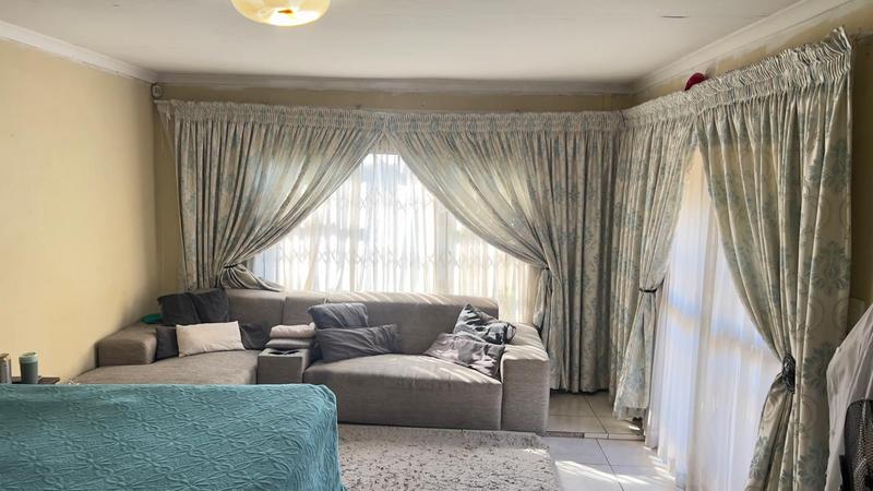 4 Bedroom Property for Sale in The Orchards Gauteng
