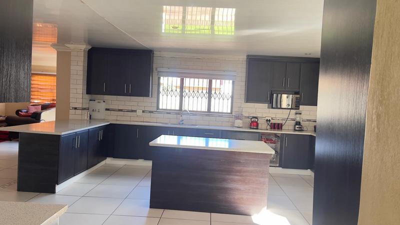 4 Bedroom Property for Sale in The Orchards Gauteng