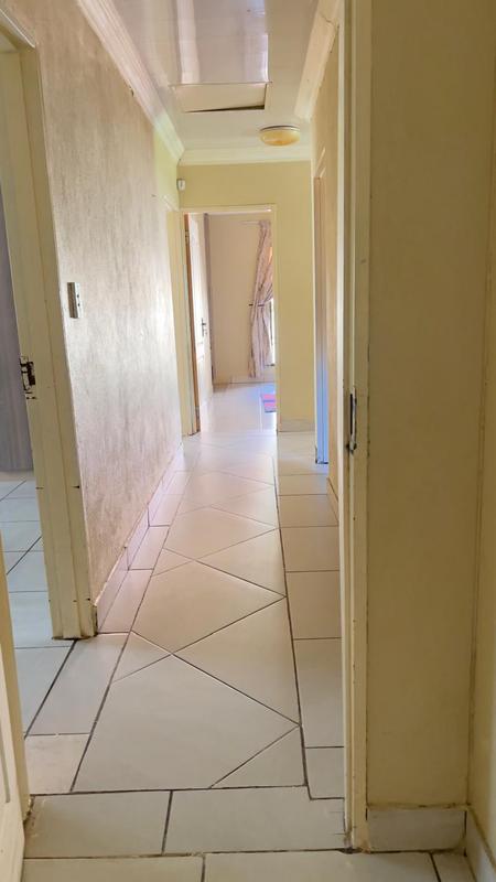 4 Bedroom Property for Sale in The Orchards Gauteng