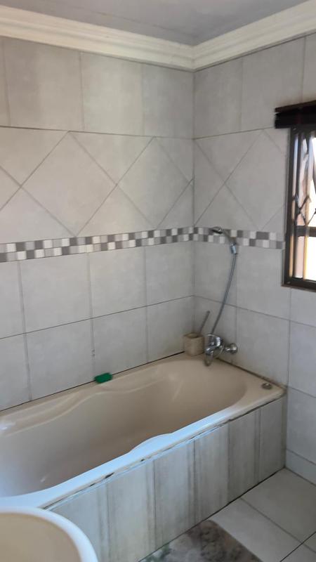 4 Bedroom Property for Sale in The Orchards Gauteng