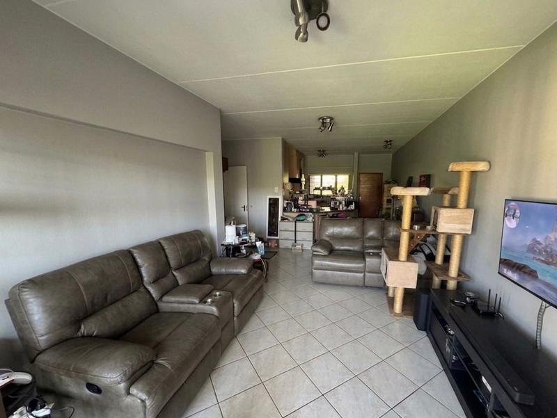 To Let 2 Bedroom Property for Rent in Sandringham Gauteng