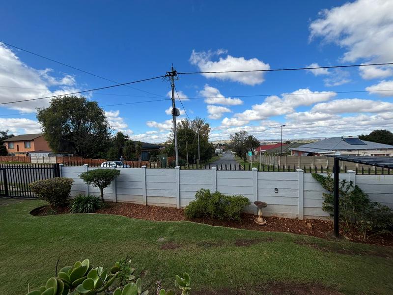 2 Bedroom Property for Sale in Whiteridge Gauteng