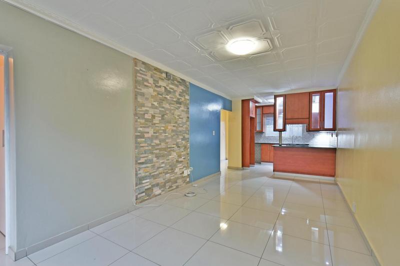 1 Bedroom Property for Sale in New Redruth Gauteng