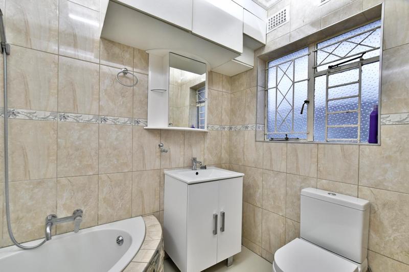 1 Bedroom Property for Sale in New Redruth Gauteng