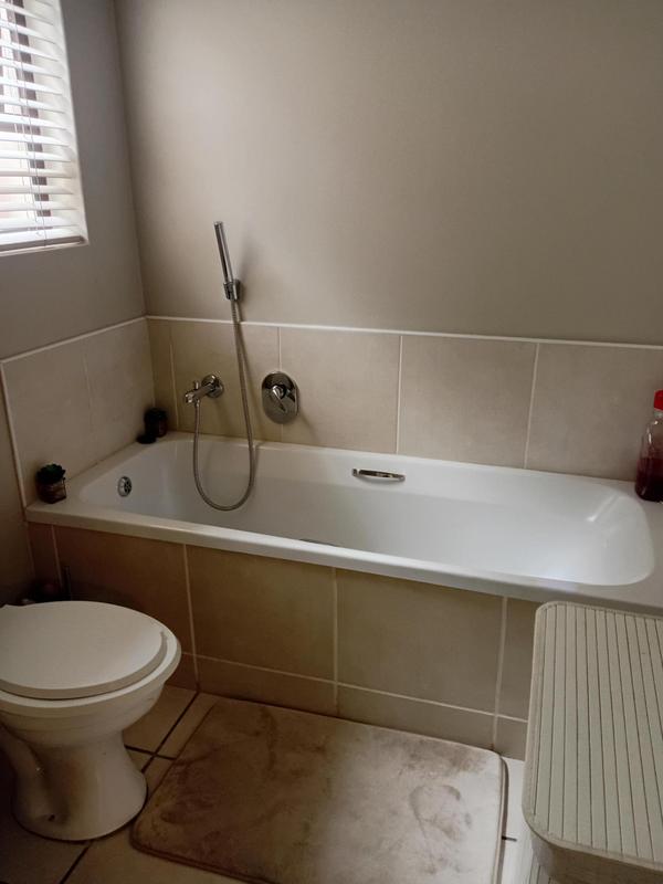 To Let 1 Bedroom Property for Rent in Paulshof Gauteng