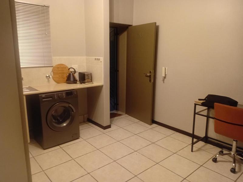 To Let 1 Bedroom Property for Rent in Paulshof Gauteng