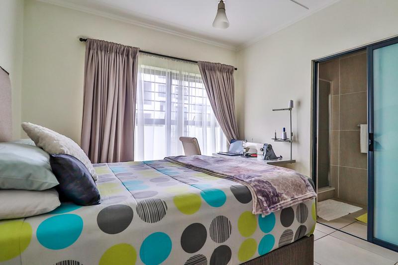3 Bedroom Property for Sale in Greenstone Hill Gauteng