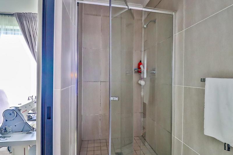 3 Bedroom Property for Sale in Greenstone Hill Gauteng
