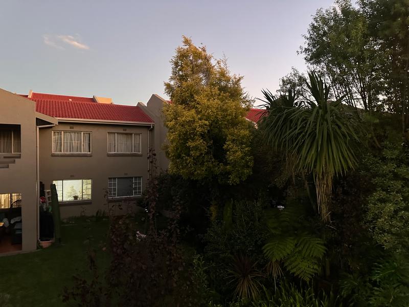 2 Bedroom Property for Sale in Eden Glen Gauteng