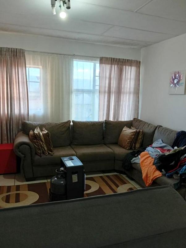 1 Bedroom Property for Sale in Lindhaven Gauteng