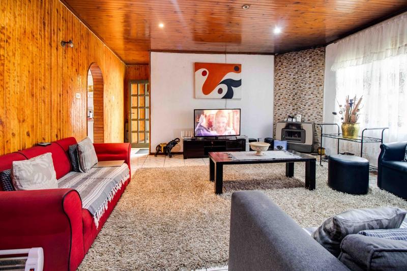 4 Bedroom Property for Sale in Riverlea Gauteng