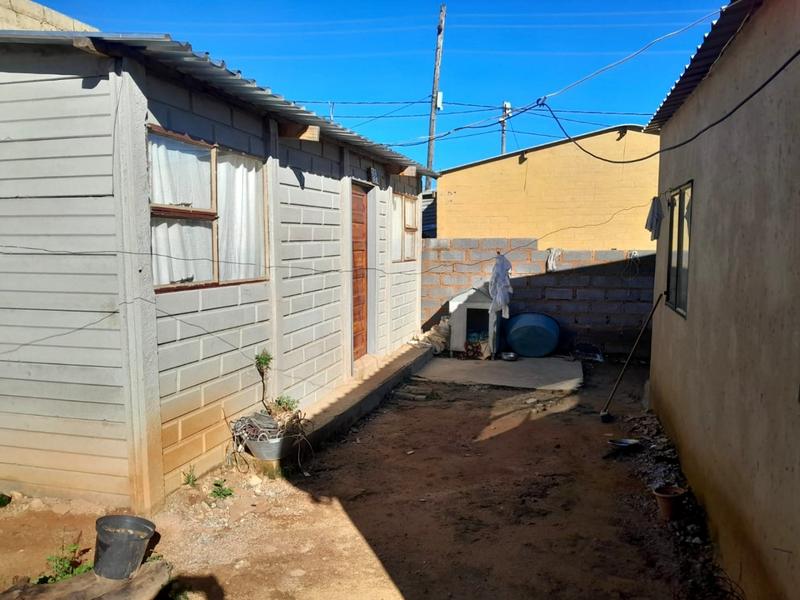 2 Bedroom Property for Sale in Sol Plaatjie Gauteng
