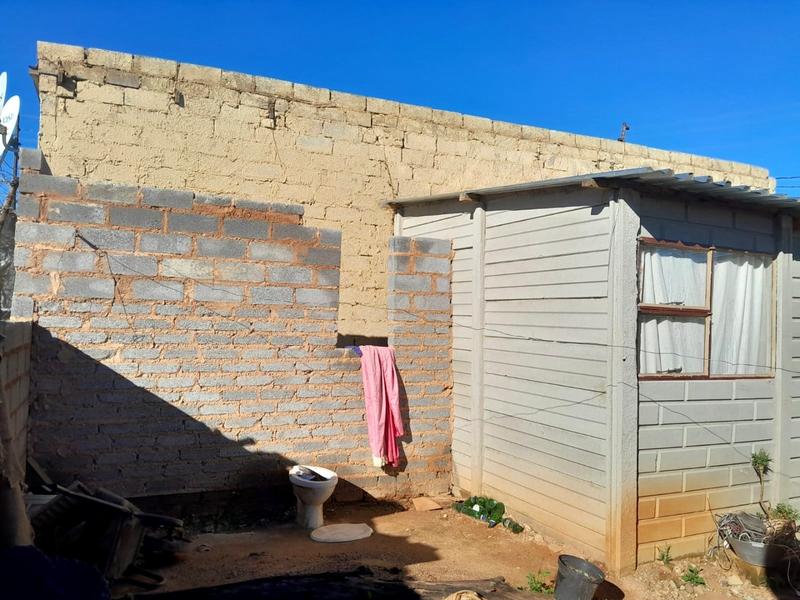 2 Bedroom Property for Sale in Sol Plaatjie Gauteng