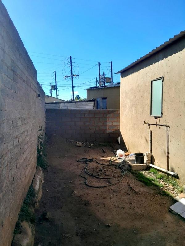 2 Bedroom Property for Sale in Sol Plaatjie Gauteng