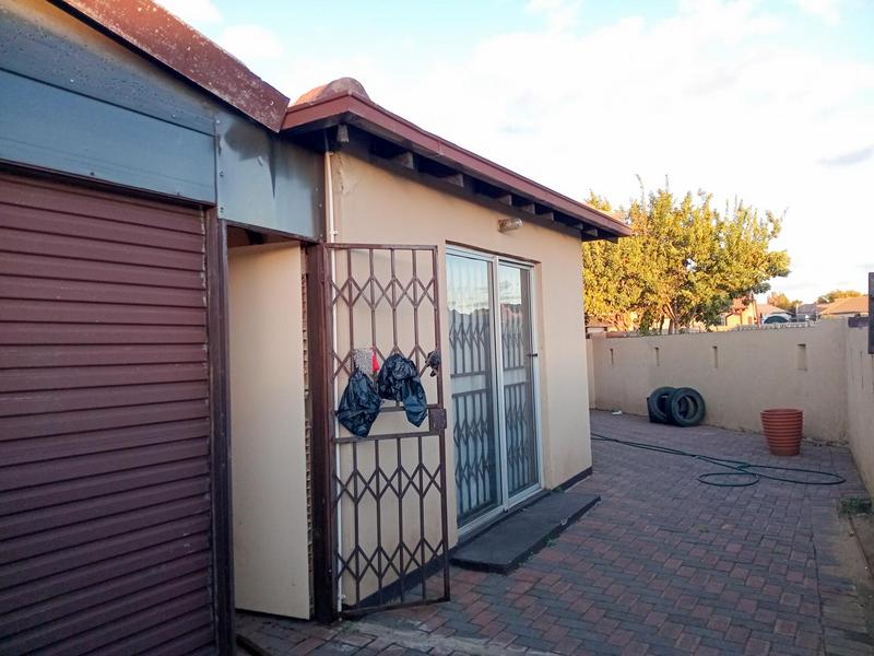 3 Bedroom Property for Sale in Vanderbijlpark CE 4 Gauteng