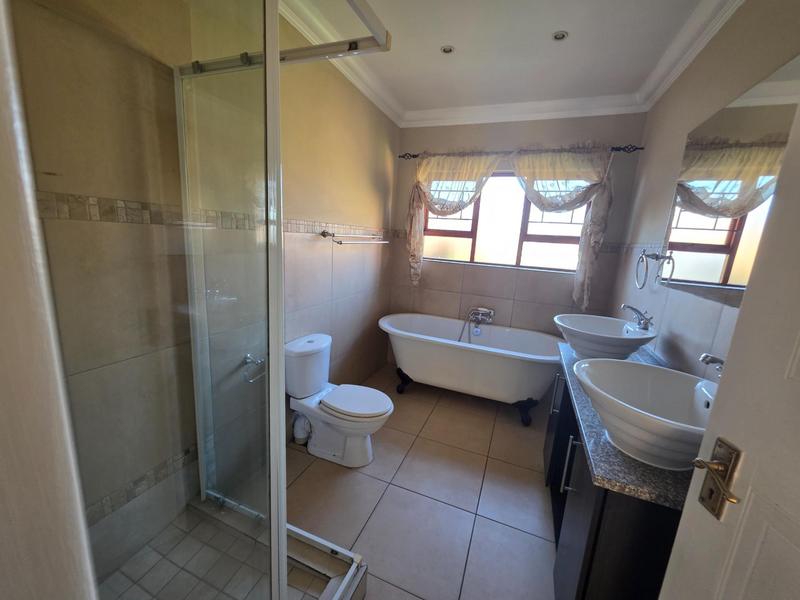 3 Bedroom Property for Sale in Terenure Gauteng