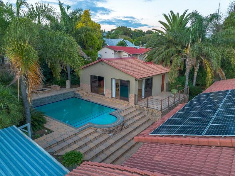 4 Bedroom Property for Sale in Glenvista Gauteng