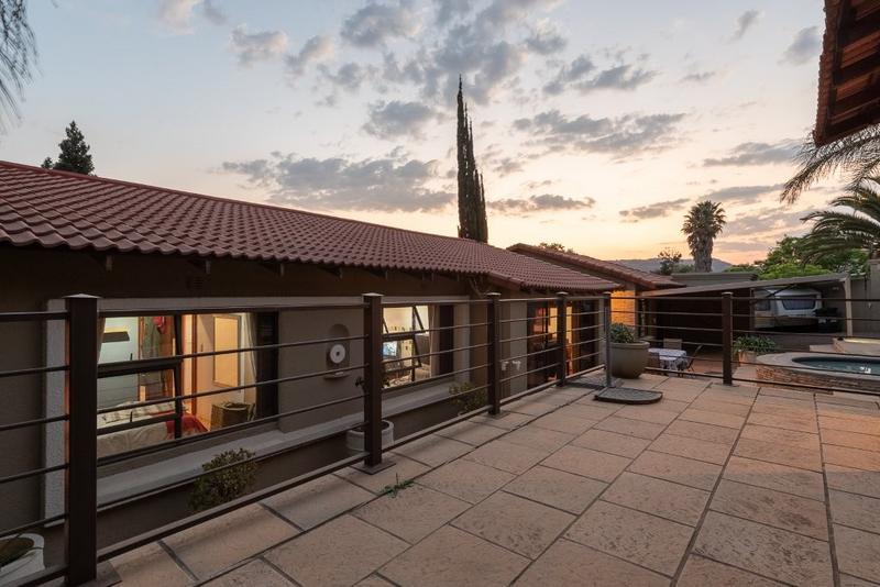 4 Bedroom Property for Sale in Glenvista Gauteng