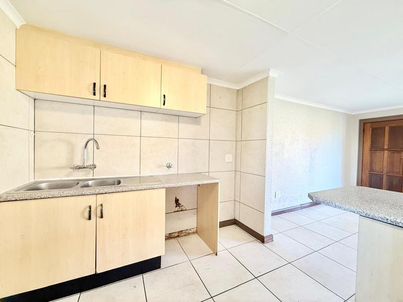 2 Bedroom Property for Sale in Bryanston Gauteng