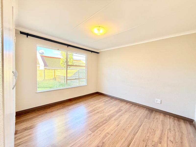 2 Bedroom Property for Sale in Bryanston Gauteng