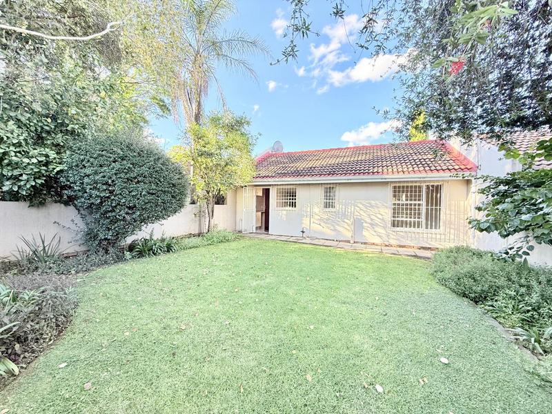 2 Bedroom Property for Sale in Bryanston Gauteng