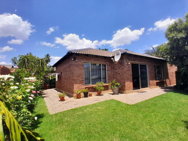 3 Bedroom Property for Sale in Heuwelsig Estate Gauteng