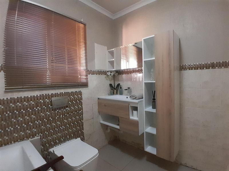 3 Bedroom Property for Sale in Heuwelsig Estate Gauteng