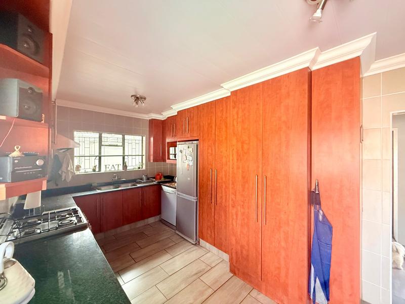 3 Bedroom Property for Sale in Vanderbijlpark CW 5 Gauteng