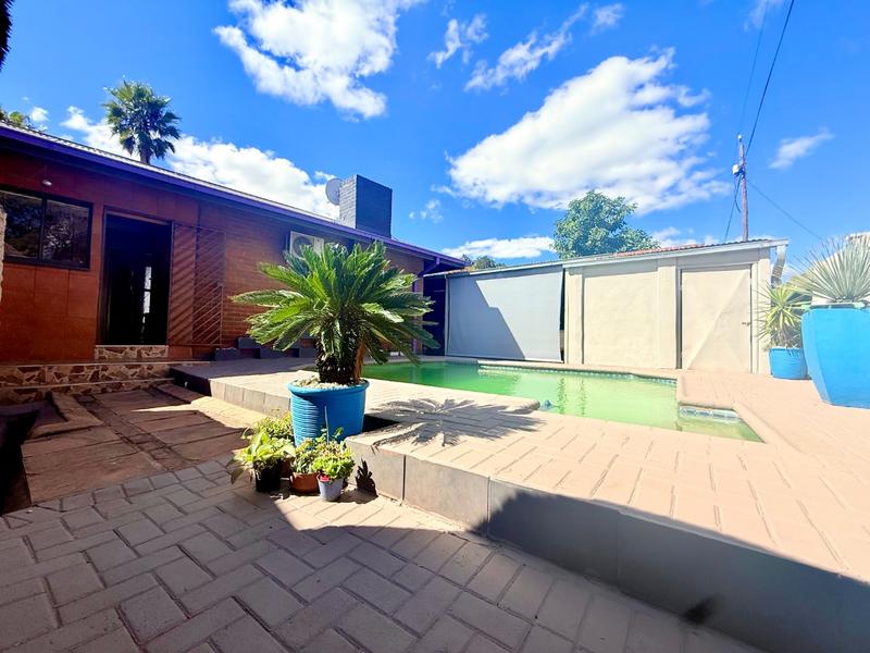 3 Bedroom Property for Sale in Vanderbijlpark CW 5 Gauteng
