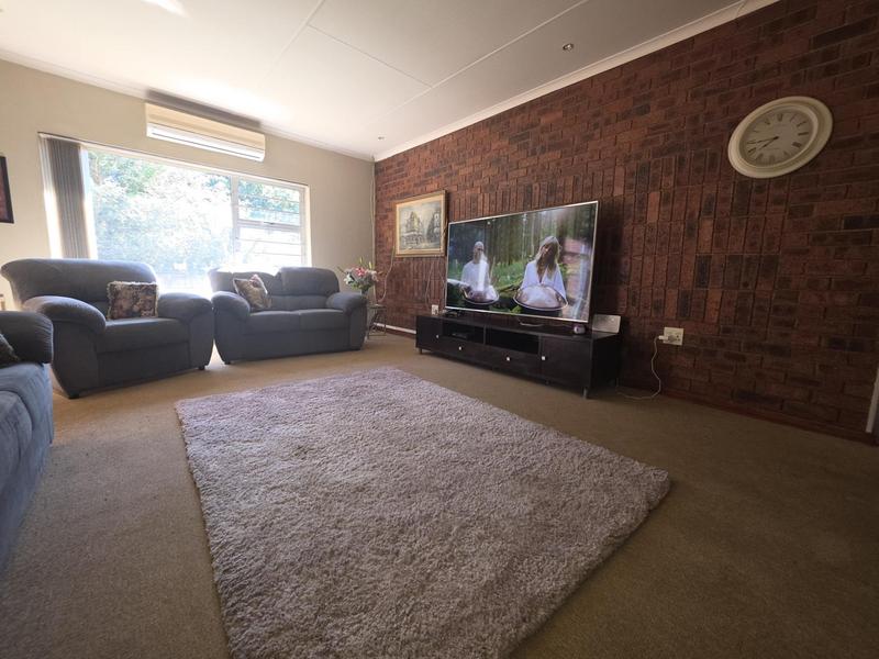 3 Bedroom Property for Sale in Mayberry Park Gauteng