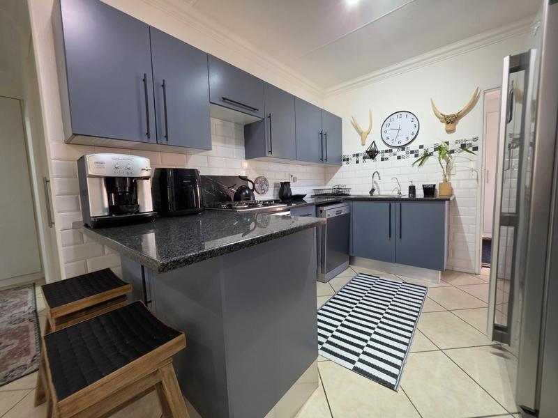 3 Bedroom Property for Sale in New Market Gauteng