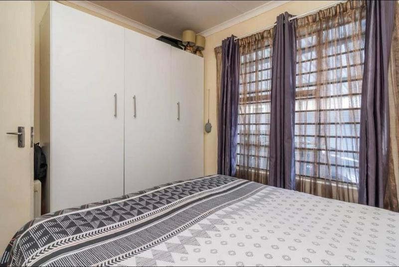 To Let 3 Bedroom Property for Rent in Fleurhof Gauteng