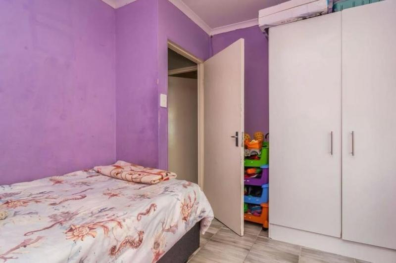 To Let 3 Bedroom Property for Rent in Fleurhof Gauteng