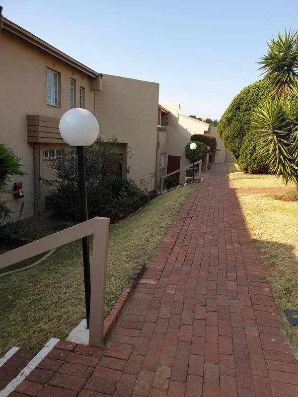 1 Bedroom Property for Sale in Bedford Park Gauteng