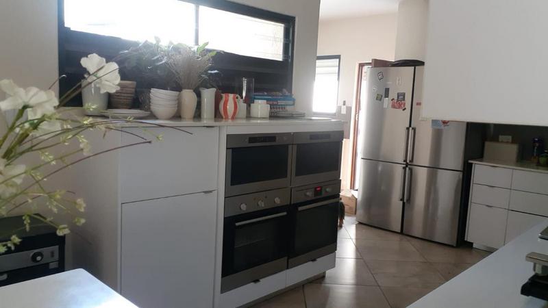To Let 5 Bedroom Property for Rent in Glenhazel Gauteng
