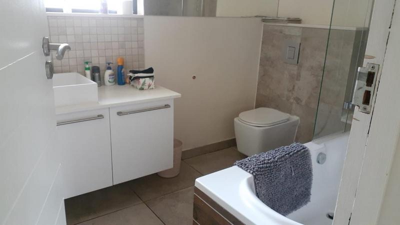 To Let 5 Bedroom Property for Rent in Glenhazel Gauteng