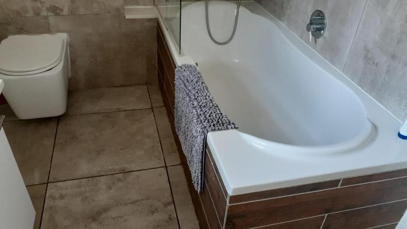 To Let 5 Bedroom Property for Rent in Glenhazel Gauteng