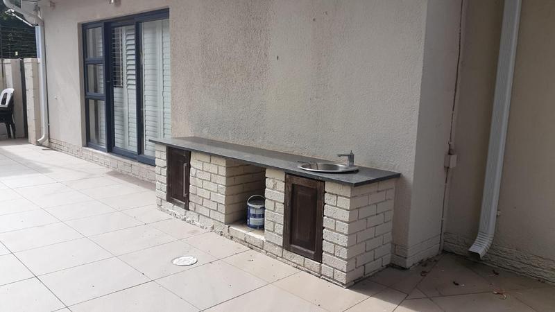 To Let 5 Bedroom Property for Rent in Glenhazel Gauteng