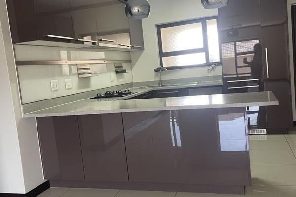 To Let 2 Bedroom Property for Rent in Fourways Gauteng