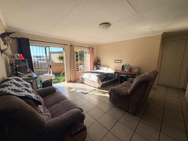 2 Bedroom Property for Sale in Amberfield Heights Gauteng