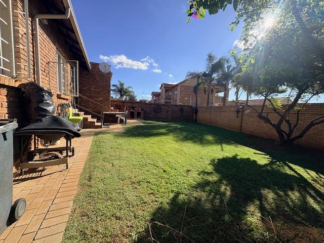 2 Bedroom Property for Sale in Amberfield Heights Gauteng