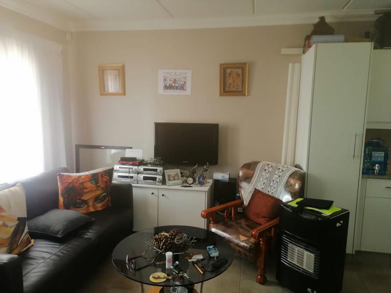 2 Bedroom Property for Sale in Fleurhof Gauteng
