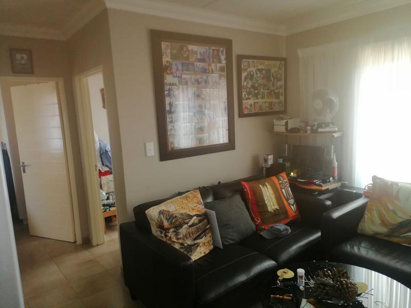 2 Bedroom Property for Sale in Fleurhof Gauteng