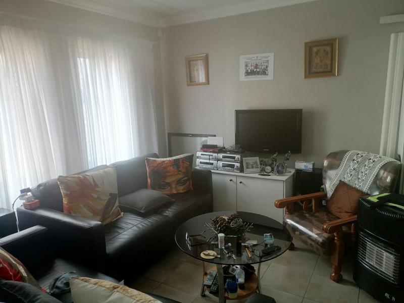 2 Bedroom Property for Sale in Fleurhof Gauteng