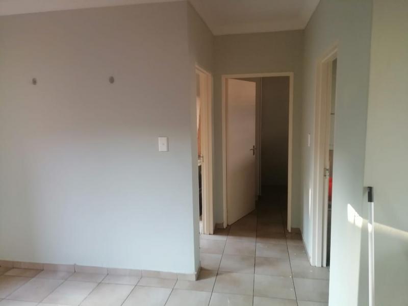 2 Bedroom Property for Sale in Fleurhof Gauteng