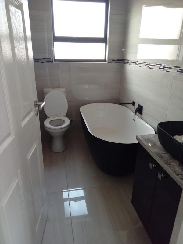 2 Bedroom Property for Sale in Reigerpark Gauteng