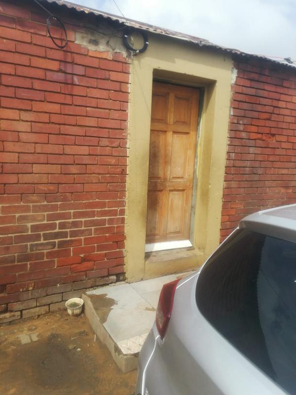 2 Bedroom Property for Sale in Orlando Gauteng
