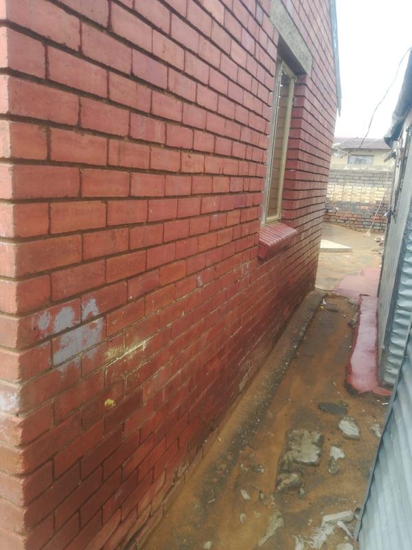 2 Bedroom Property for Sale in Orlando Gauteng